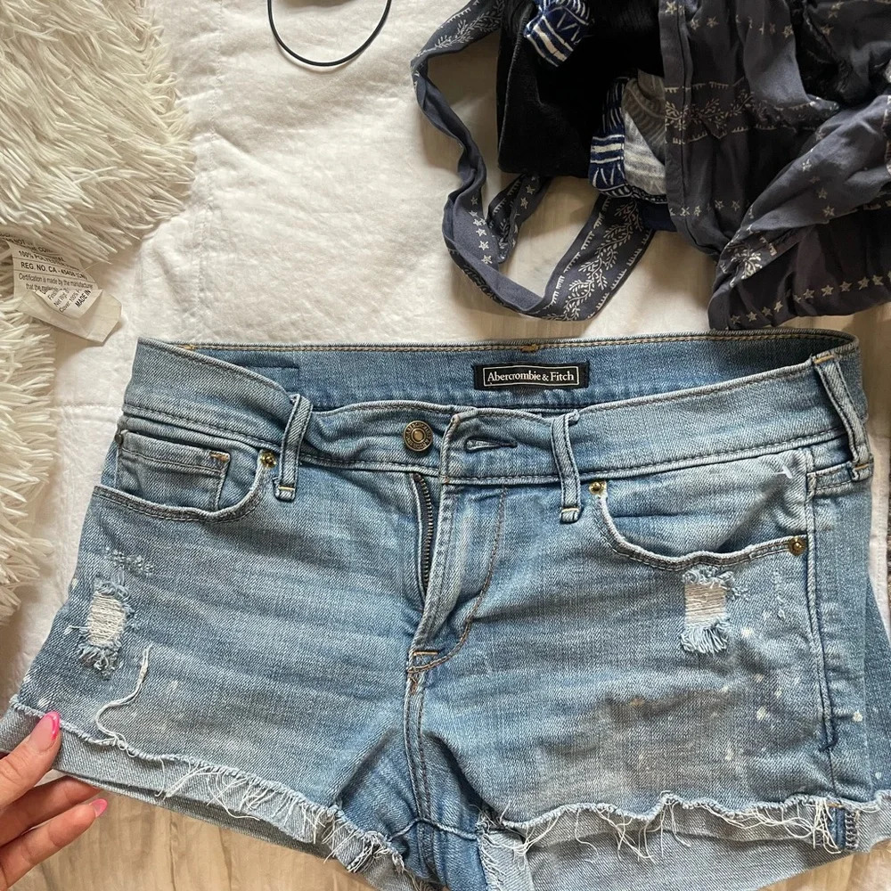 ABERCROMBIE AND FITCH shorts 2 - Picture 12 of 12